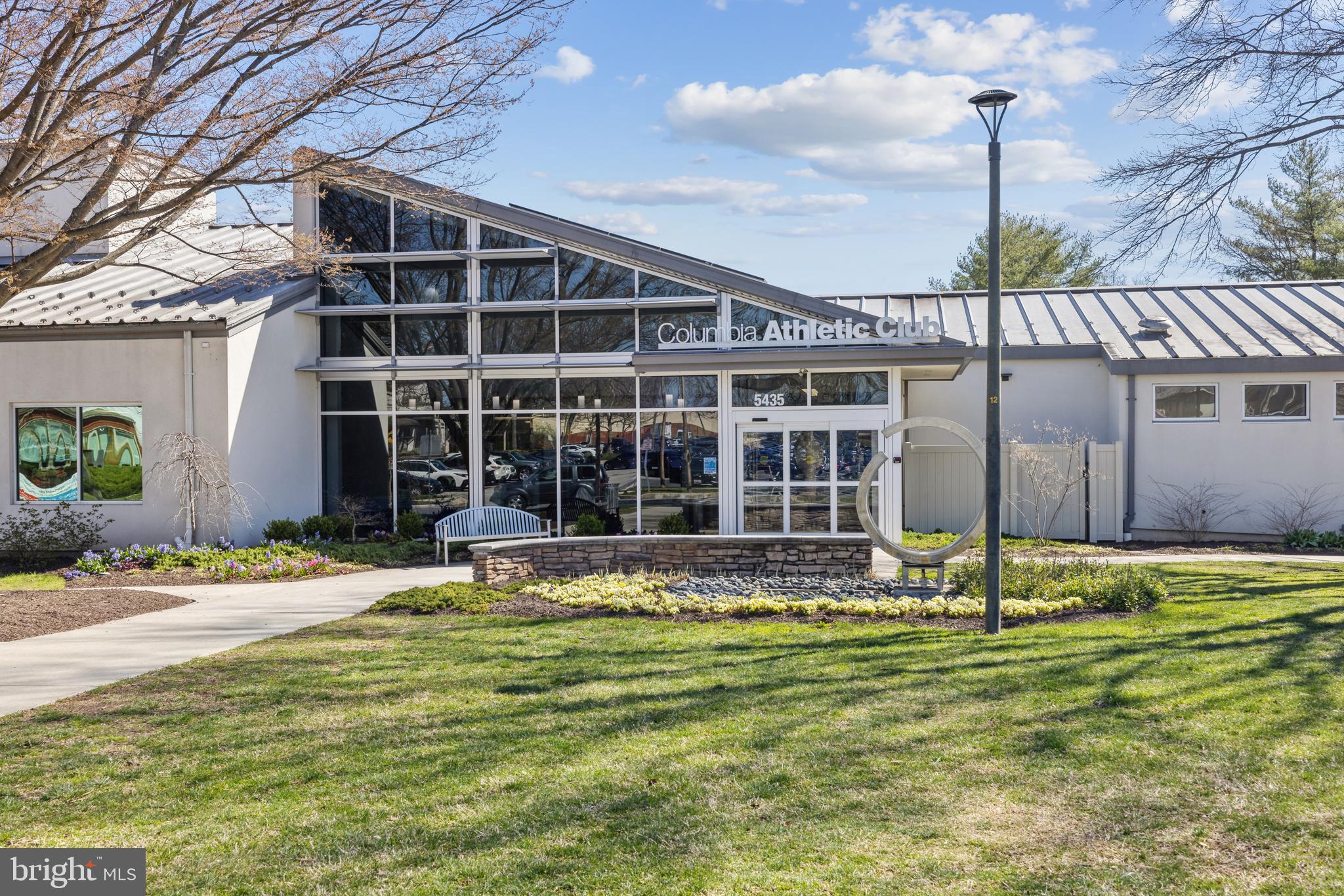 5557 SUFFIELD COURT