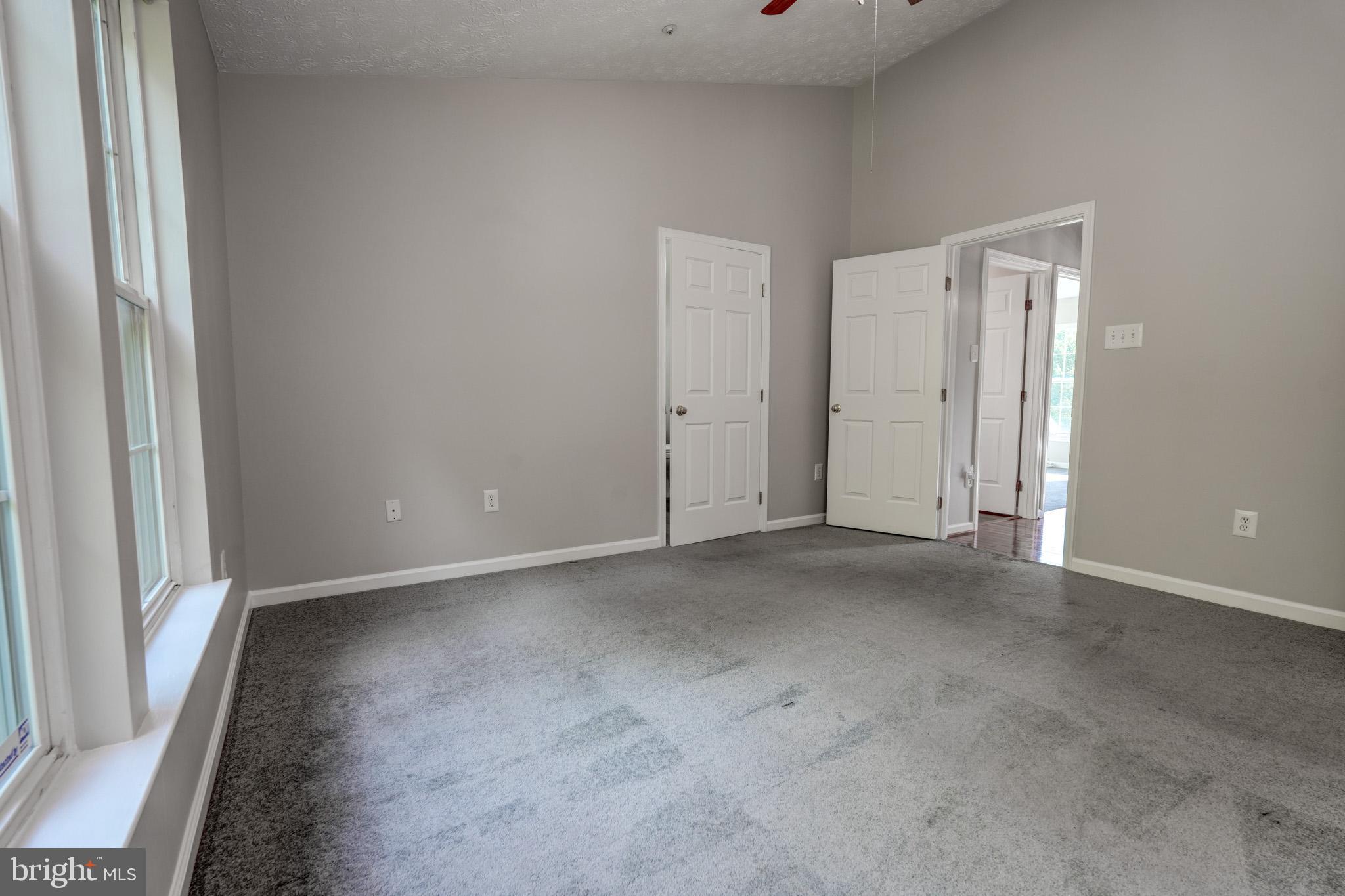 8734 CRESTHILL COURT