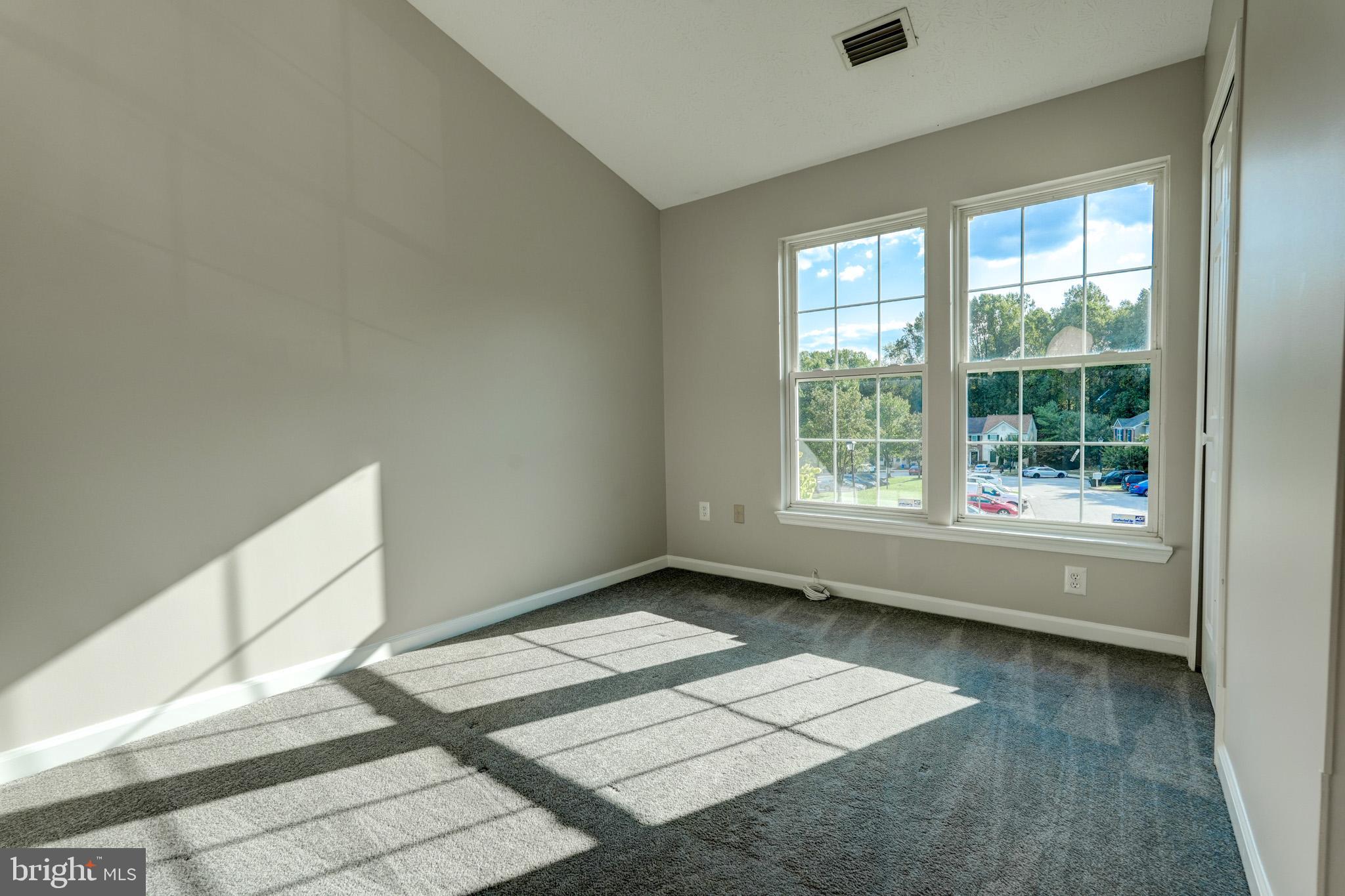 8734 CRESTHILL COURT