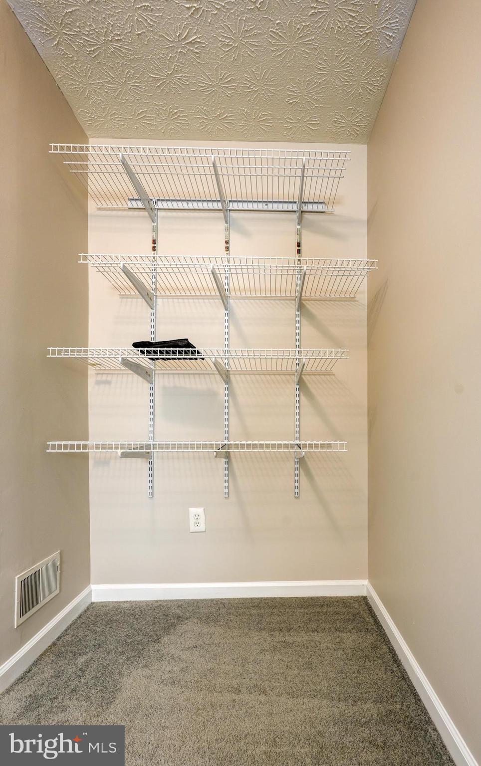 8734 CRESTHILL COURT