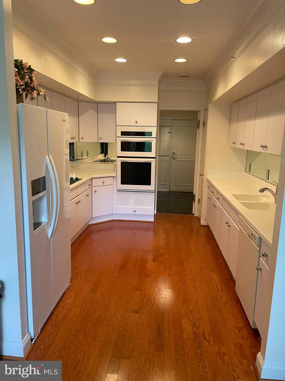 10001 WINDSTREAM DRIVE 107