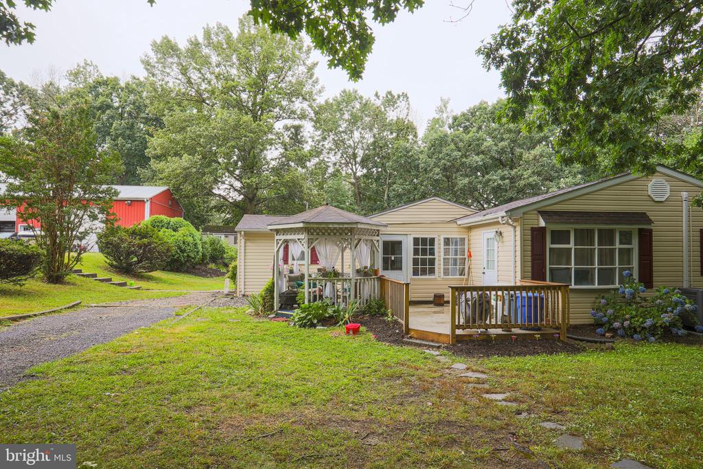 11488 FREDERICK ROAD