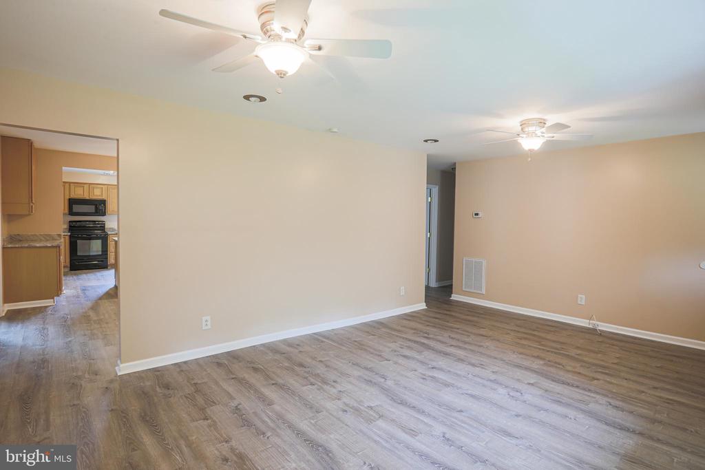 11488 FREDERICK ROAD