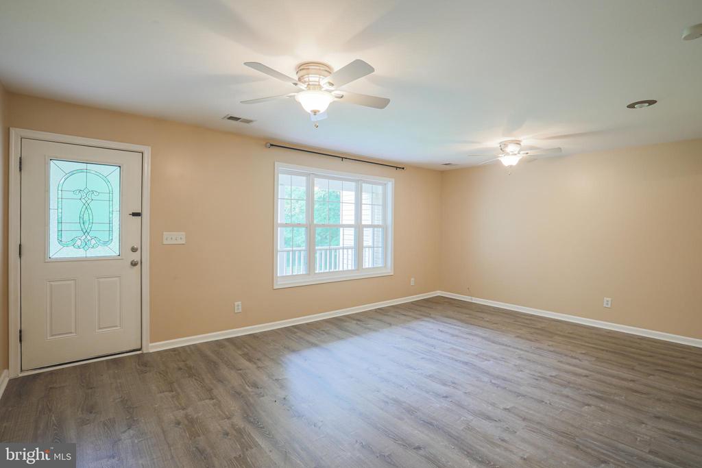 11488 FREDERICK ROAD