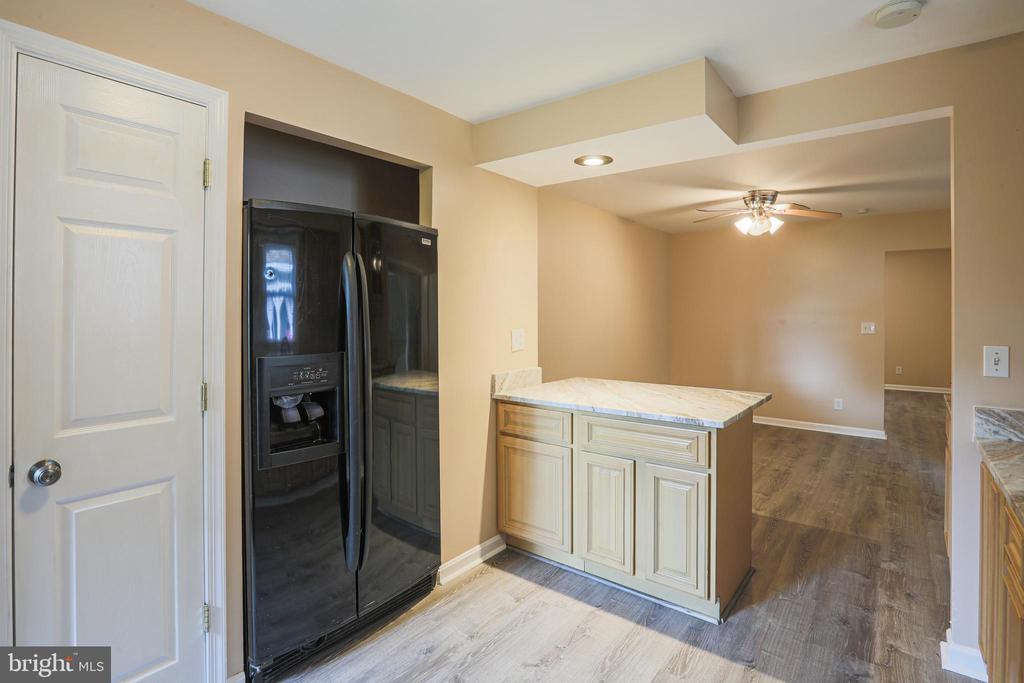 11488 FREDERICK ROAD