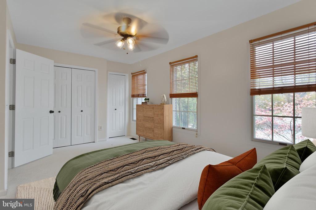 9412 STEEPLE COURT