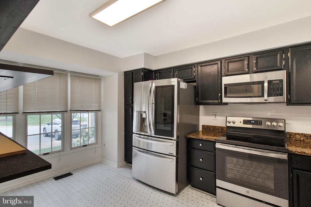 9412 STEEPLE COURT