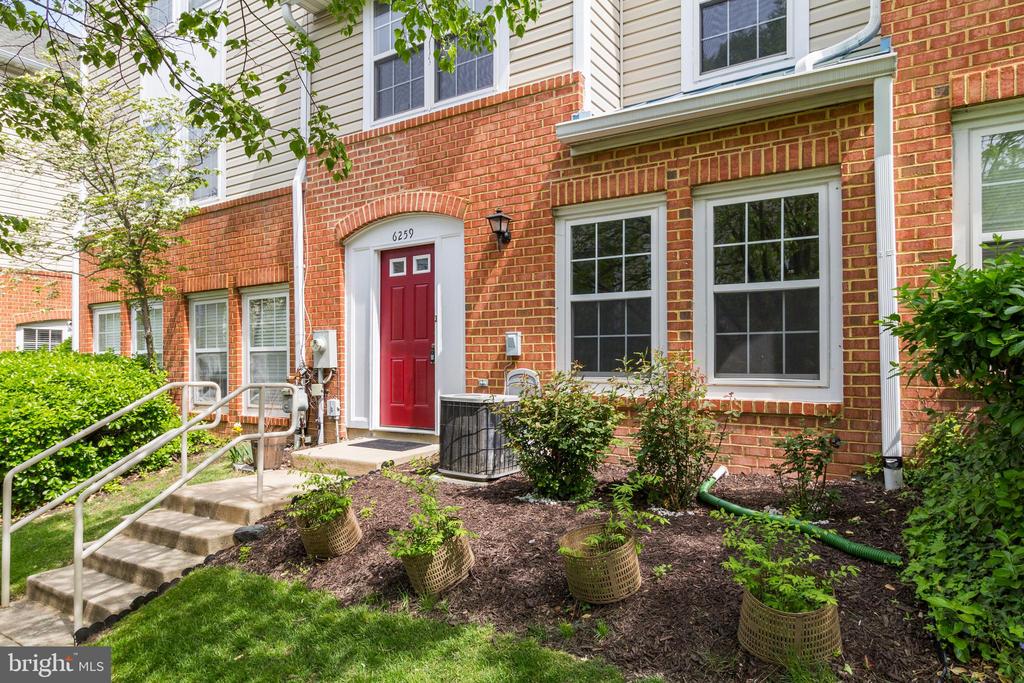 6259 SANDPIPER COURT 2
