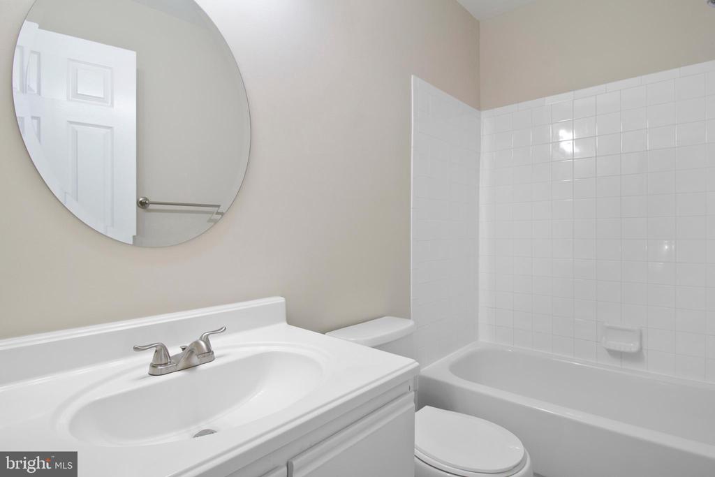6259 SANDPIPER COURT 2