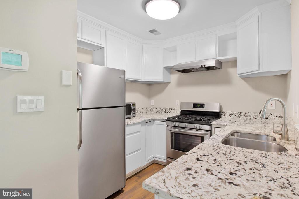 6259 SANDPIPER COURT 2