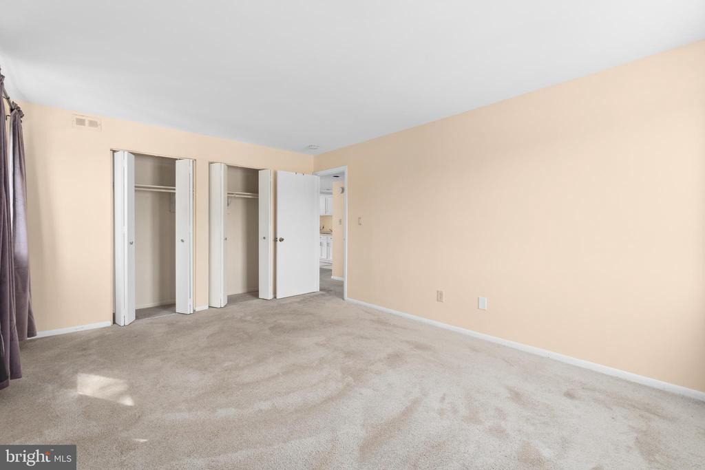 6017 MAJORS LANE 3