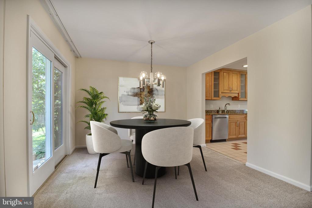 5284 CORNCOCKLE COURT