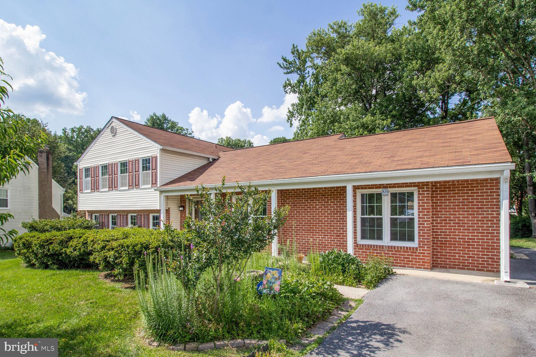 5284 CORNCOCKLE COURT