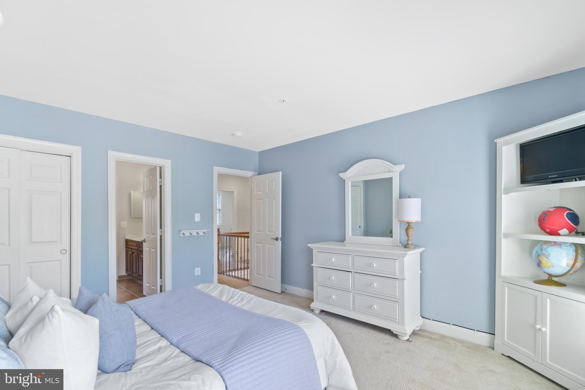 8743 WEATHERED STONE WAY