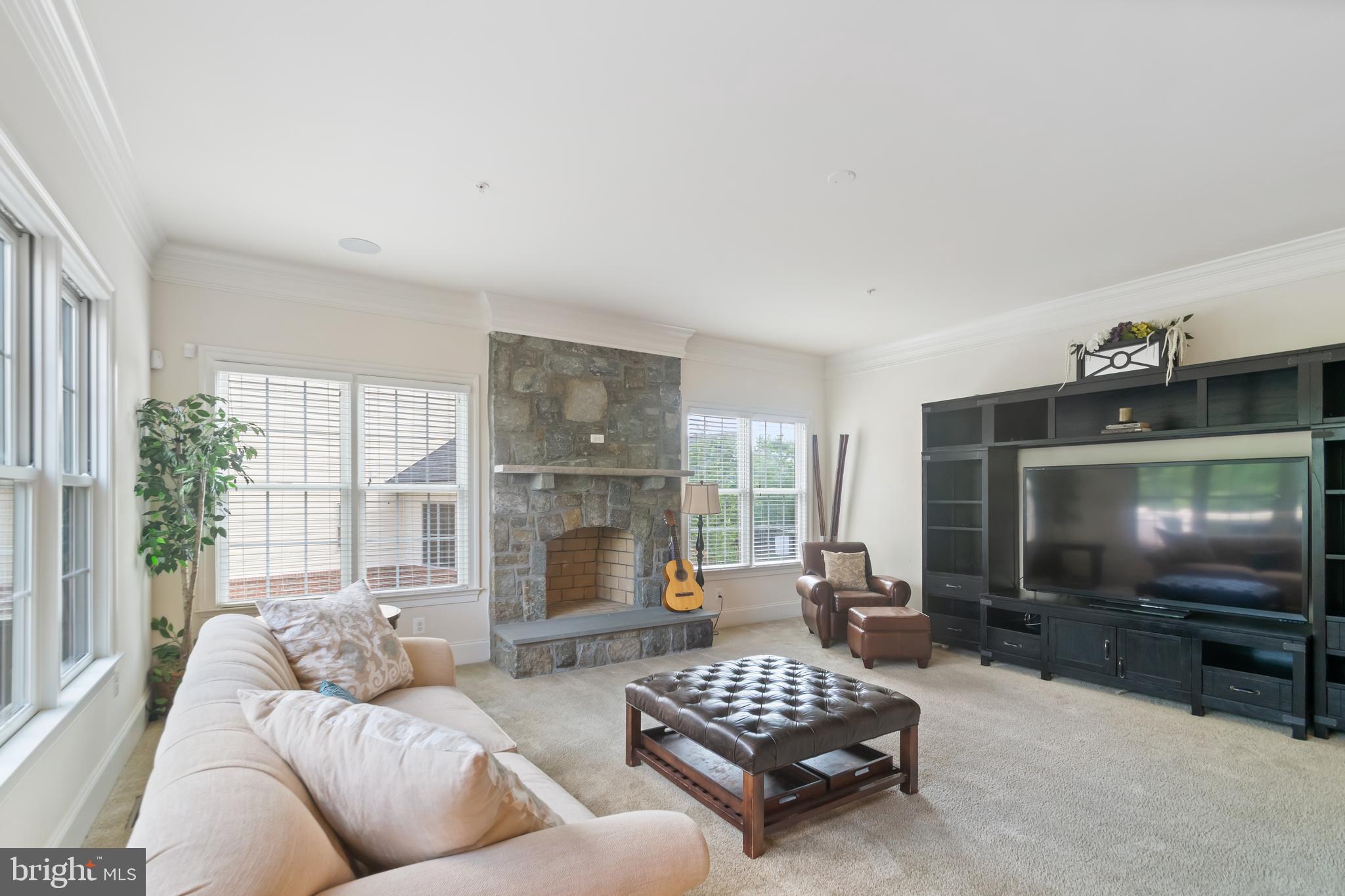 8743 WEATHERED STONE WAY