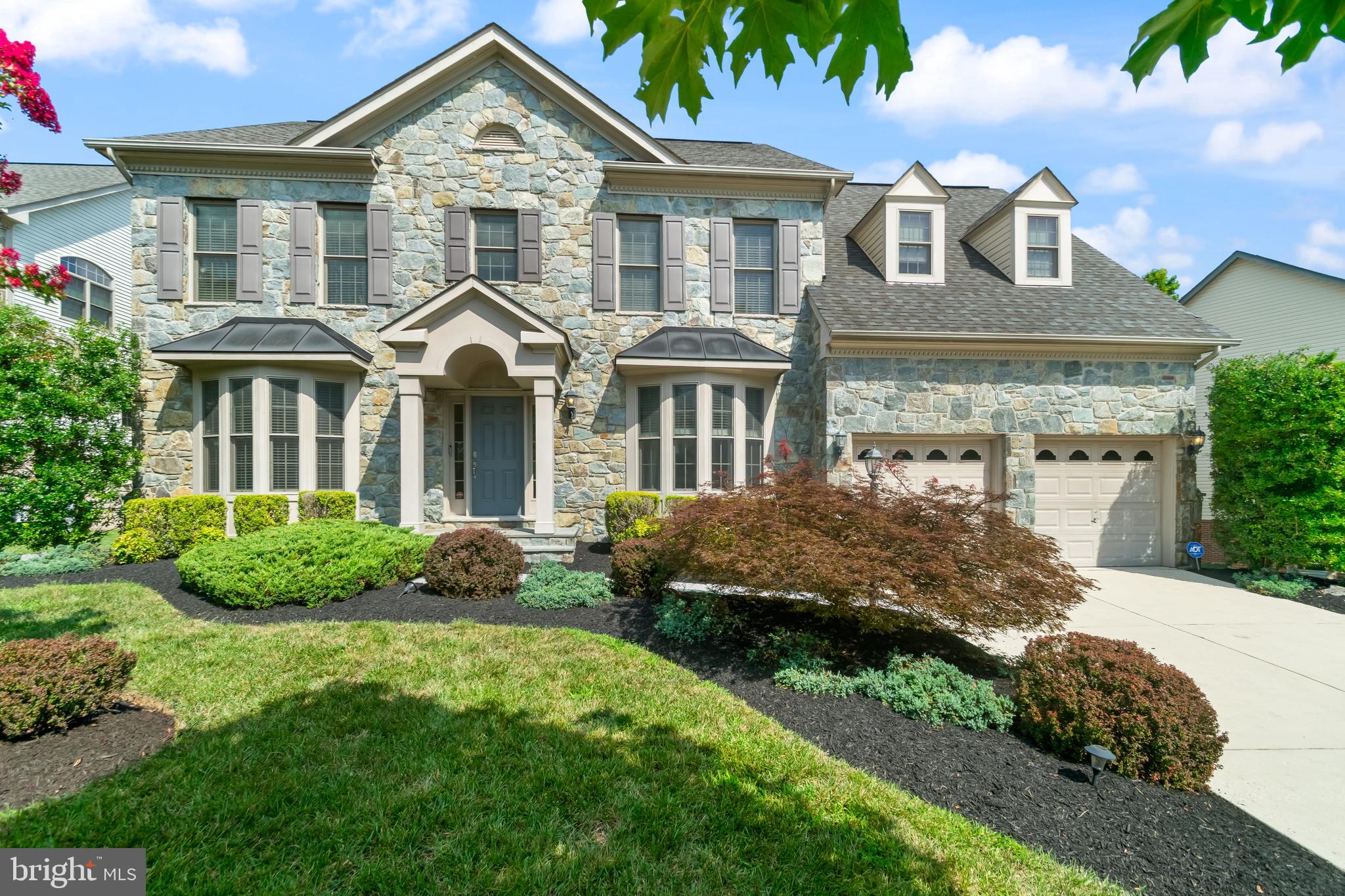 8743 WEATHERED STONE WAY