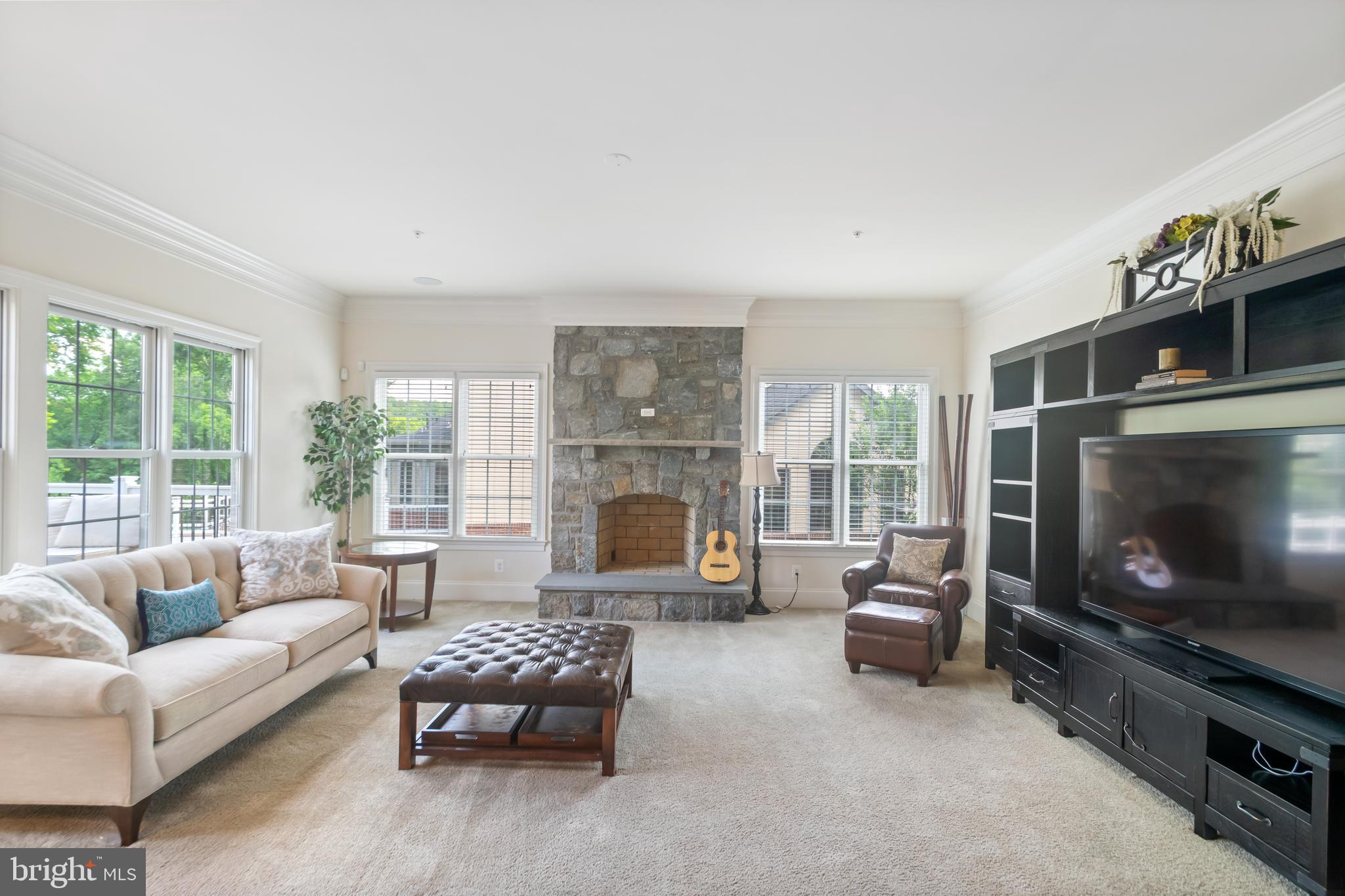 8743 WEATHERED STONE WAY