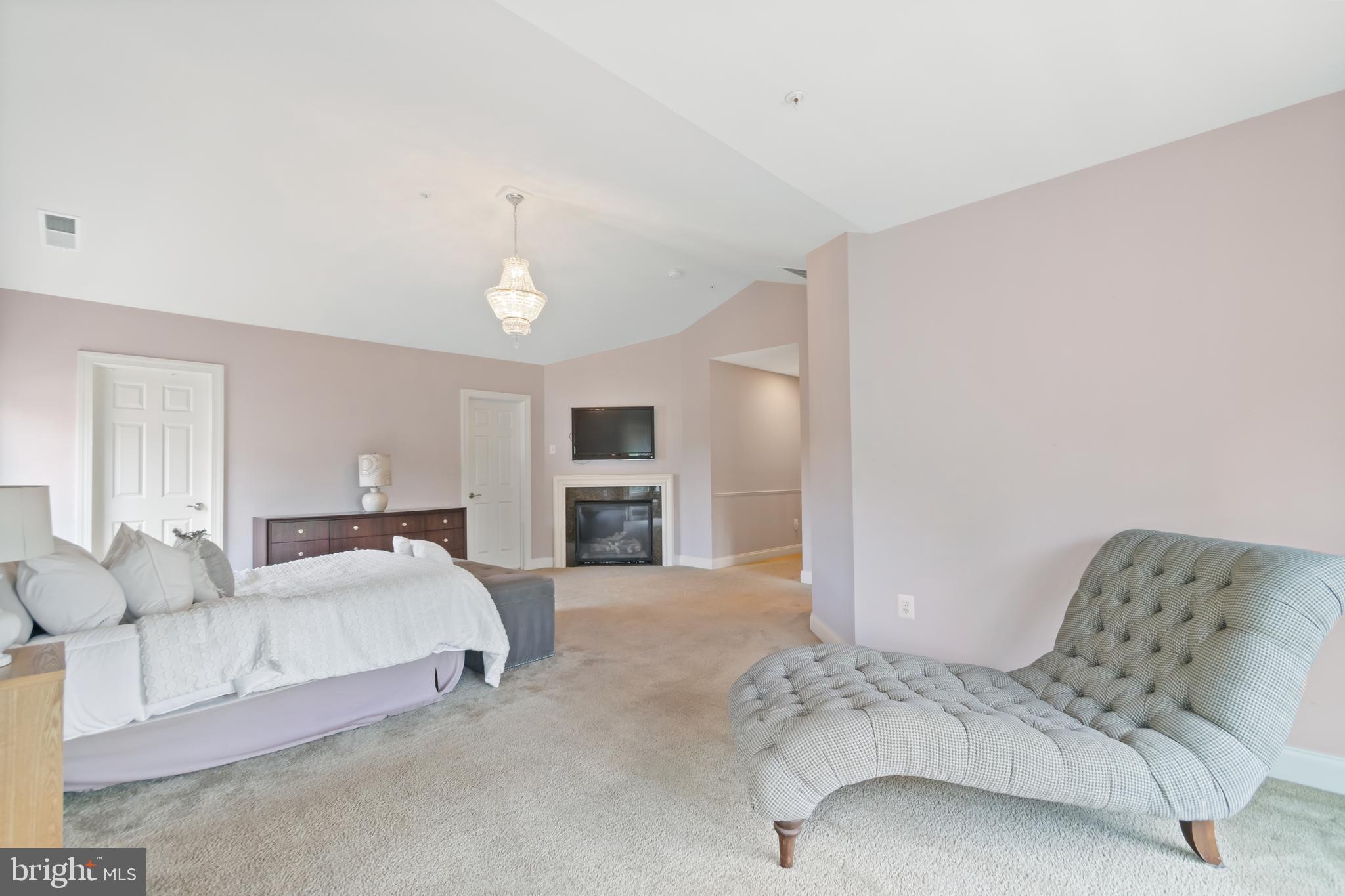 8743 WEATHERED STONE WAY