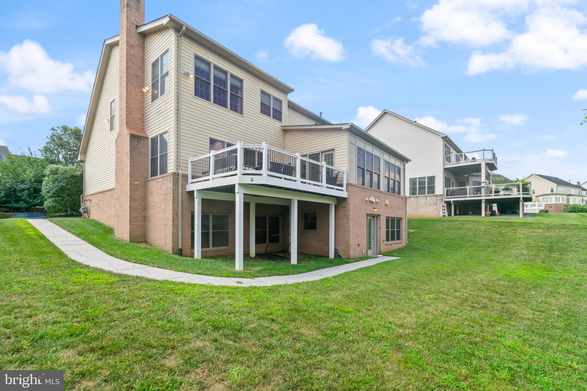 8743 WEATHERED STONE WAY