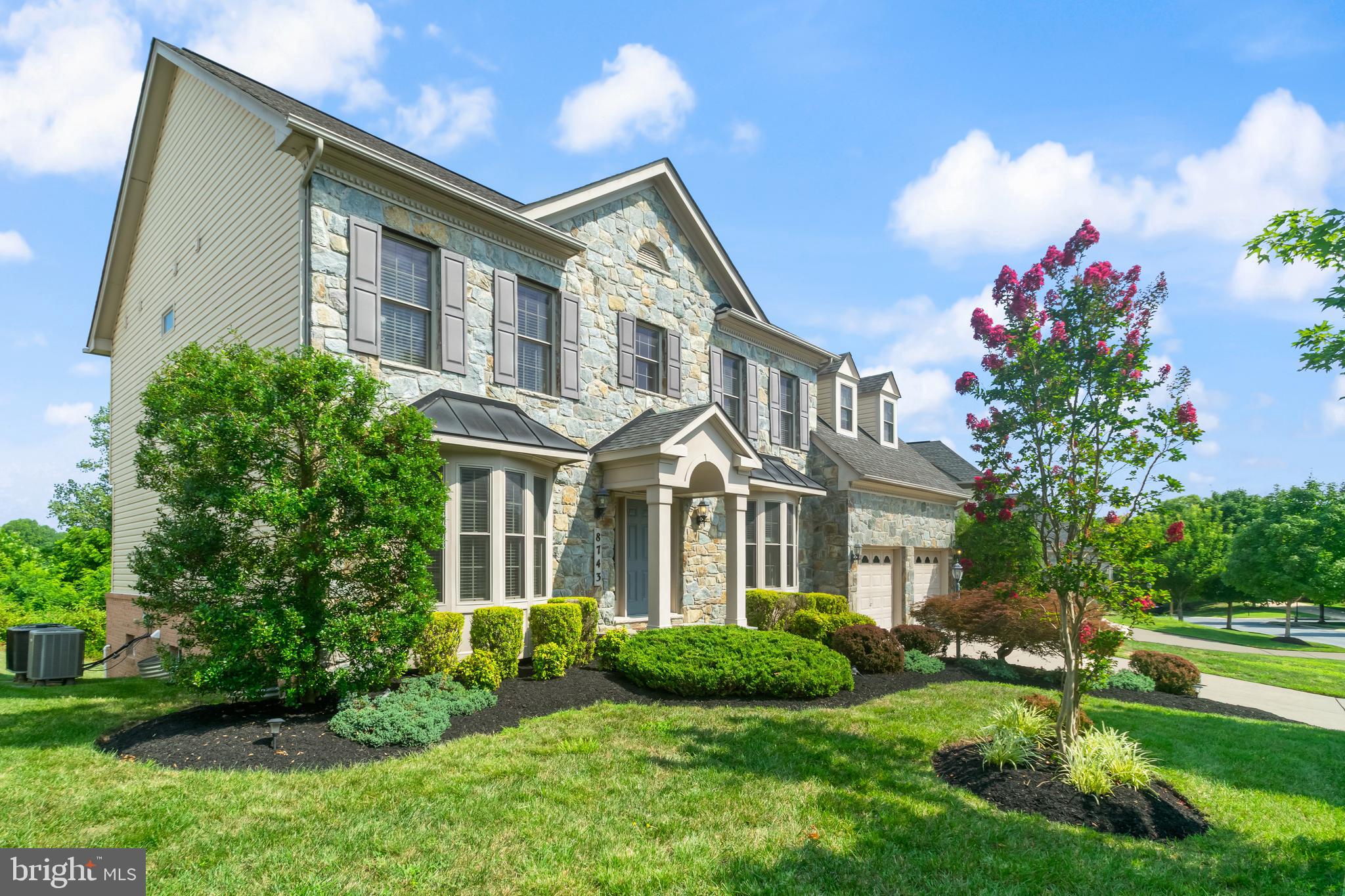 8743 WEATHERED STONE WAY