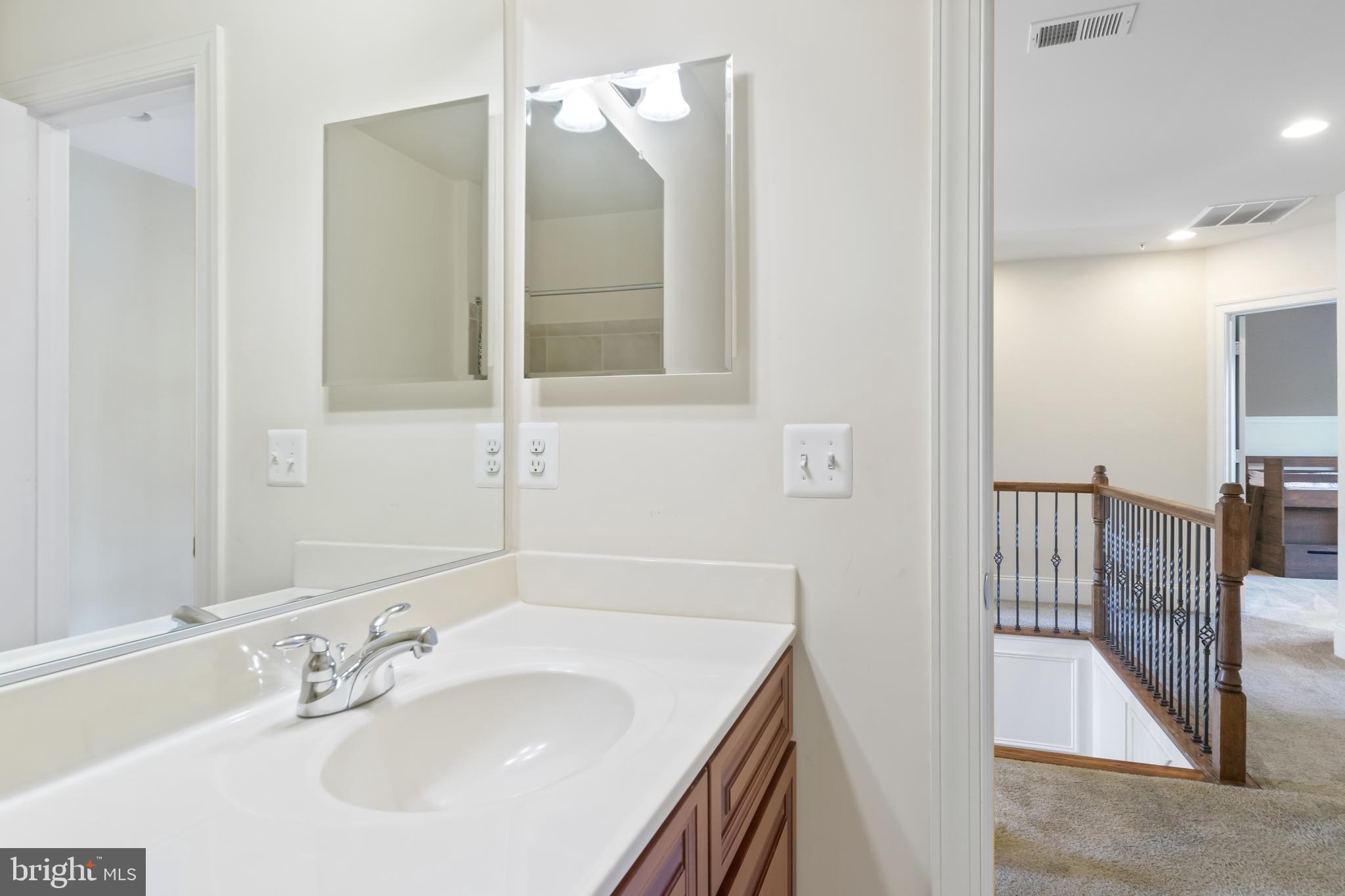 8743 WEATHERED STONE WAY