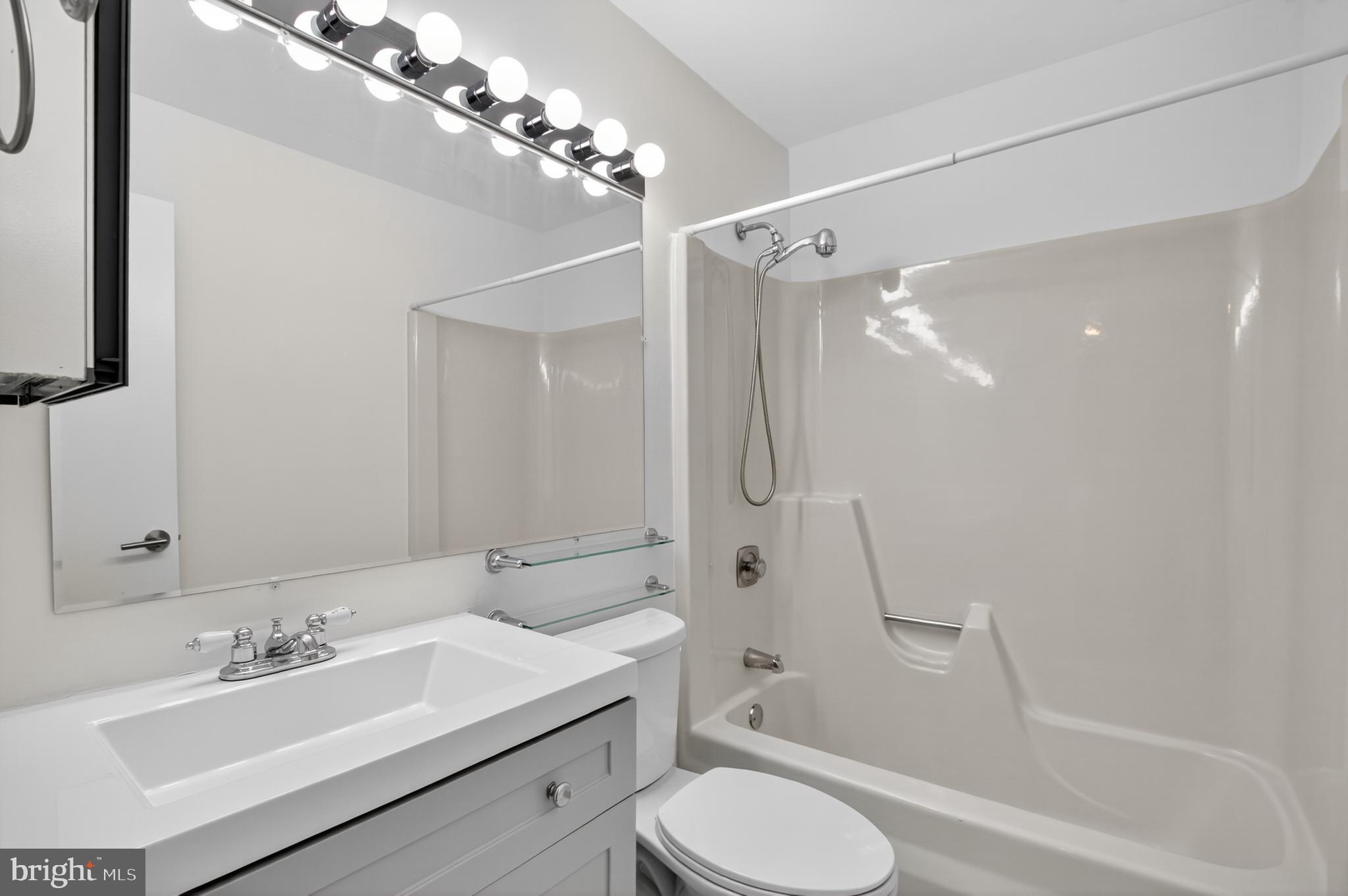 11211 AVALANCHE WAY B2-12