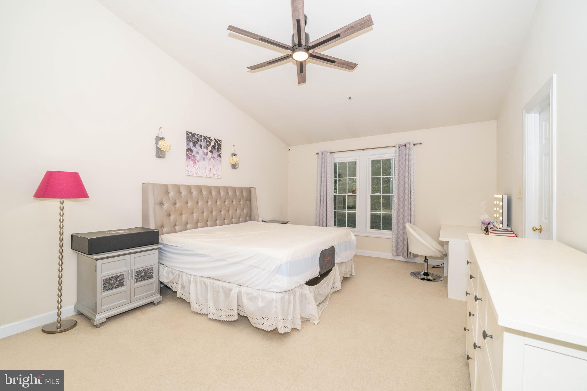 5634 APRIL JOURNEY 48