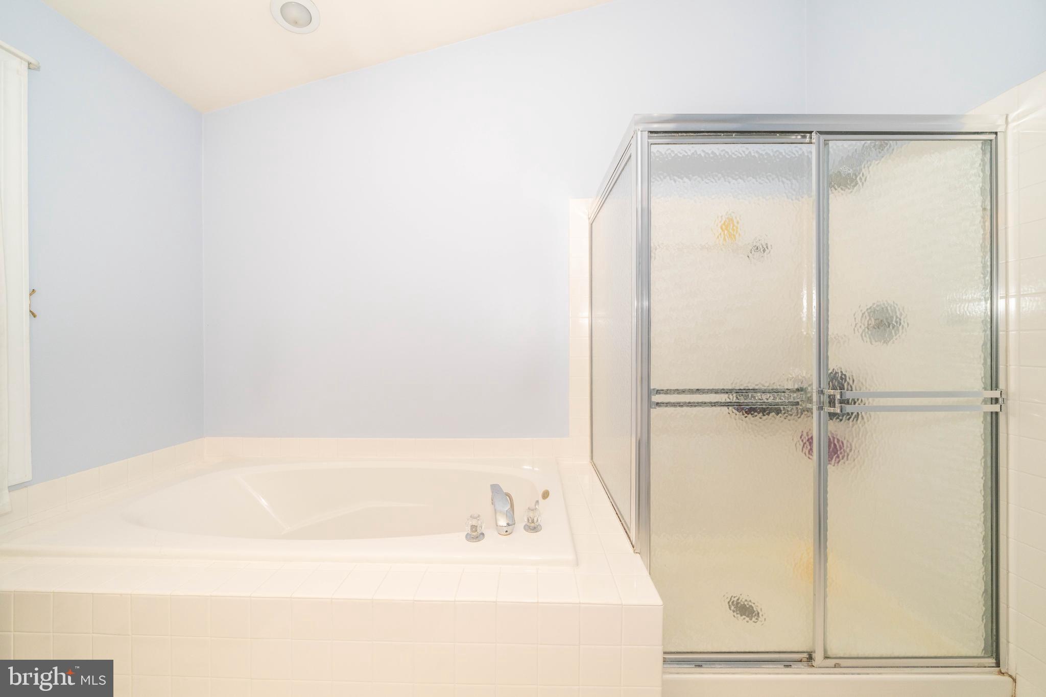 5634 APRIL JOURNEY 48