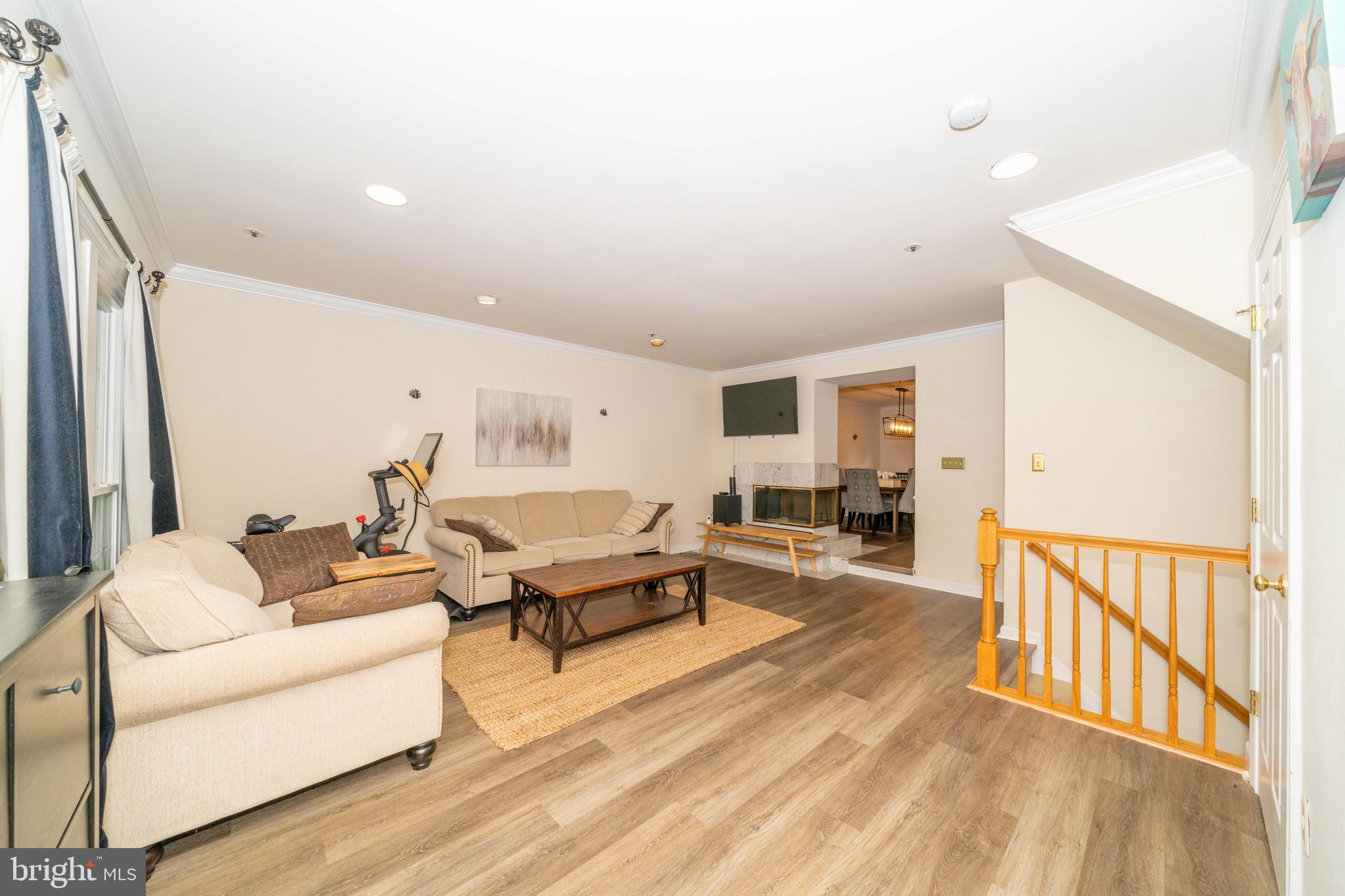 5634 APRIL JOURNEY 48