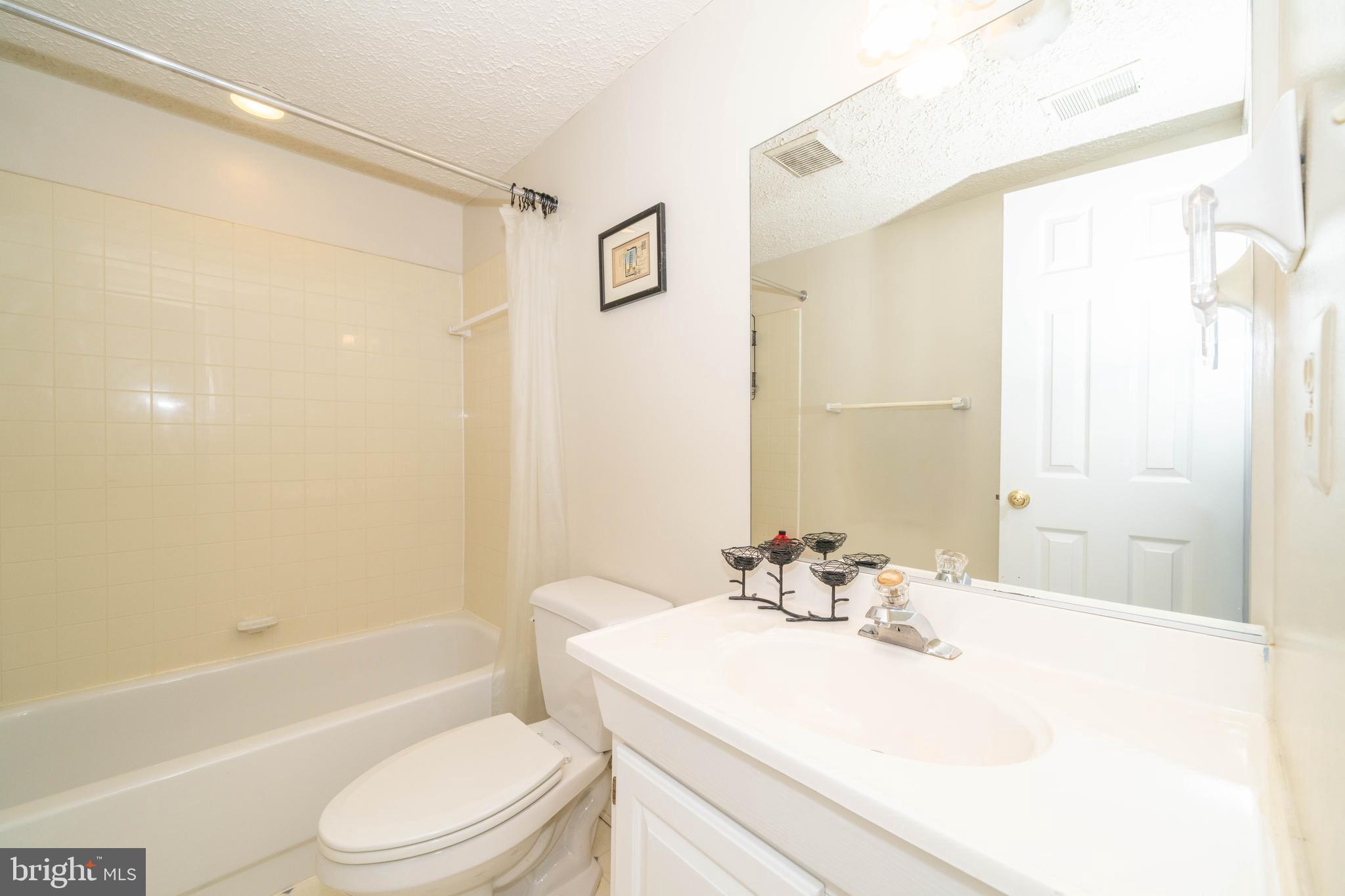 5634 APRIL JOURNEY 48