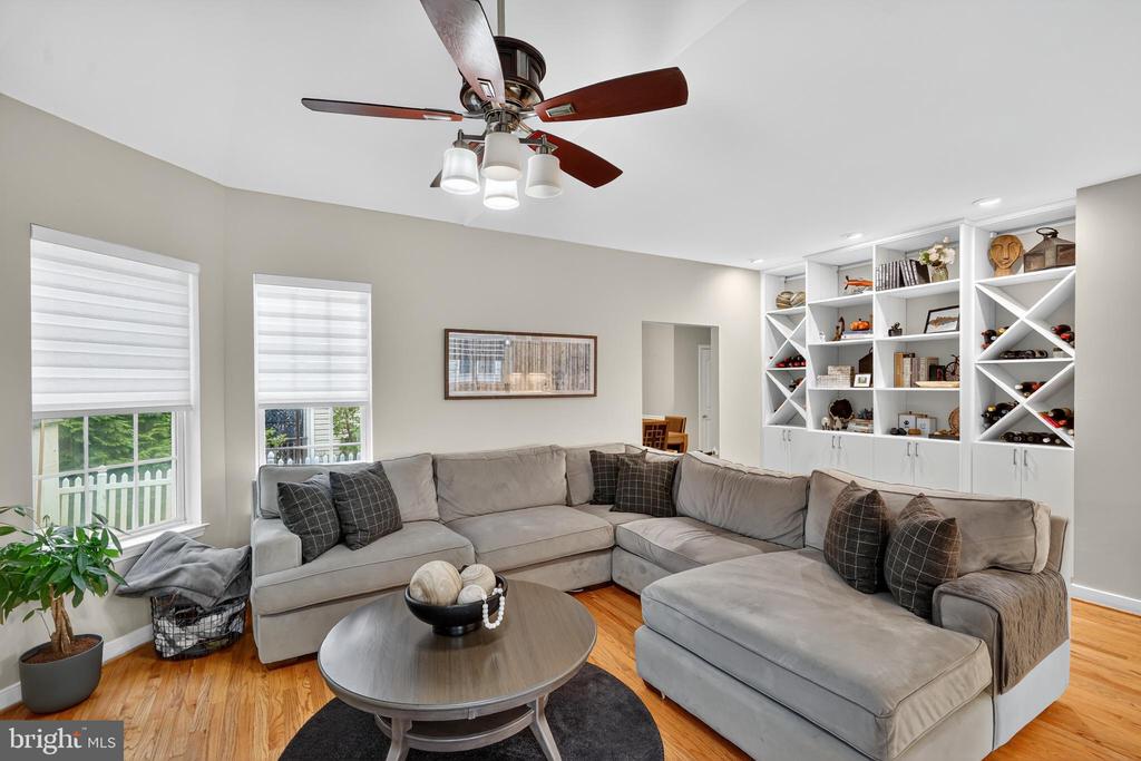 10122 WILNOR WAY