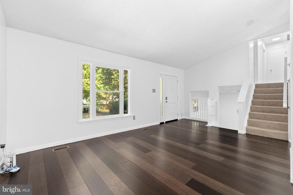 9079 MANORWOOD ROAD