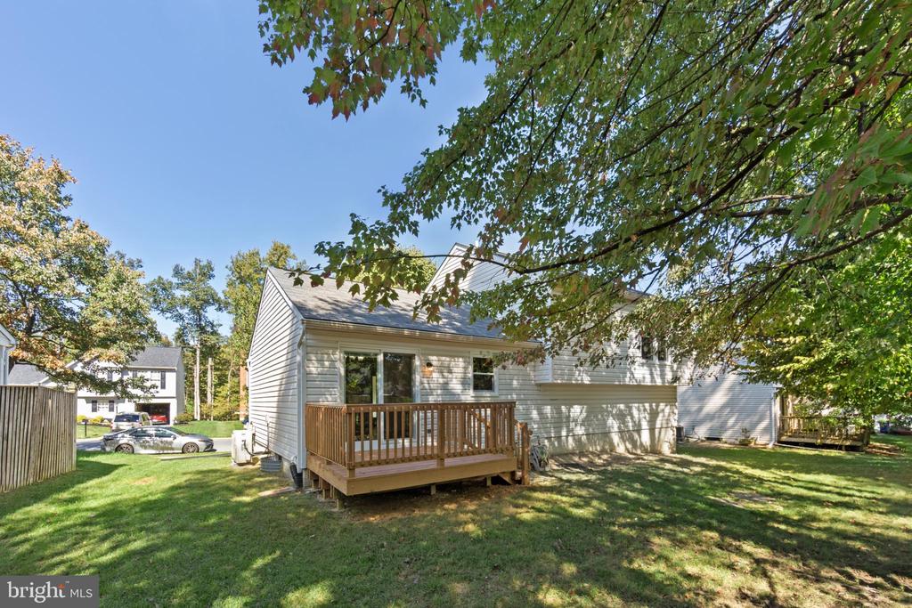 9079 MANORWOOD ROAD