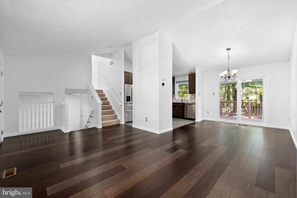 9079 MANORWOOD ROAD
