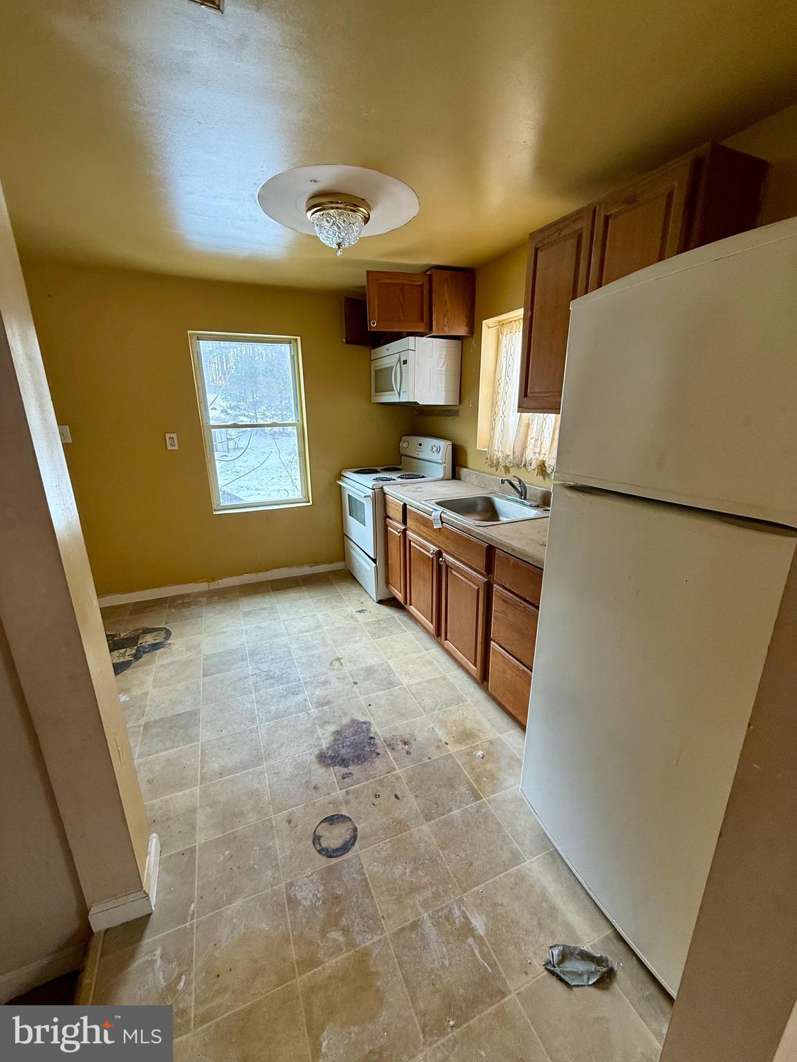 1130 SHAFFERSVILLE RD