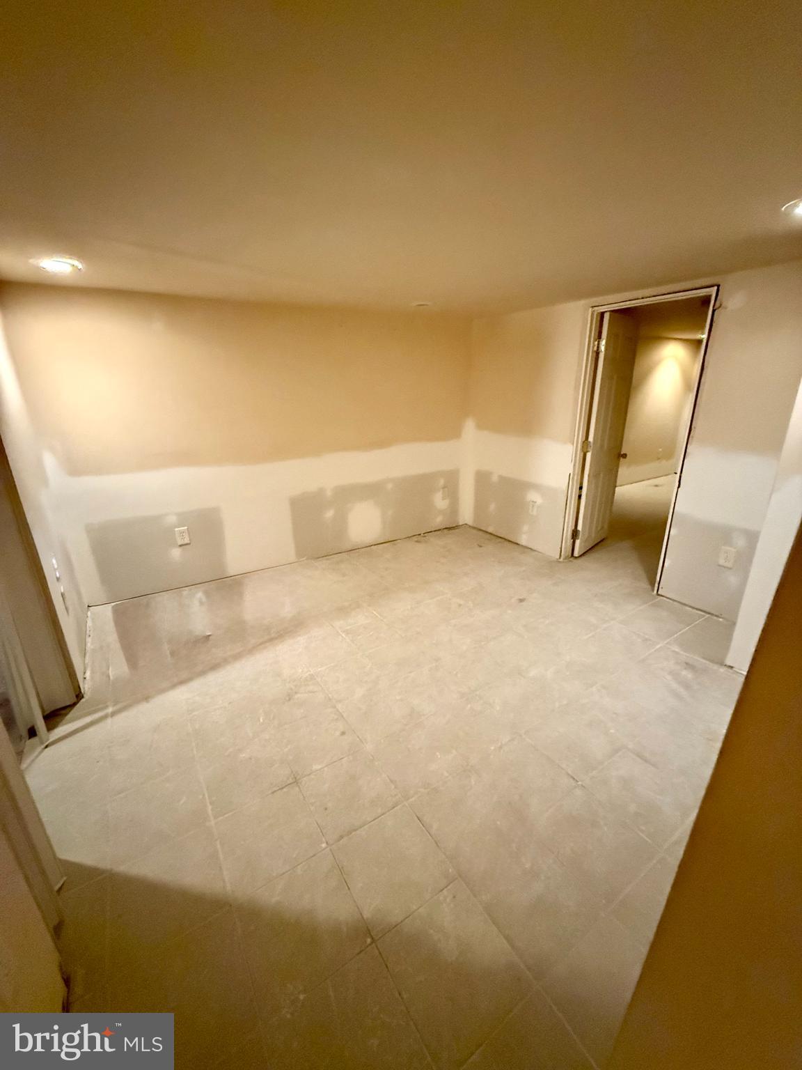 1130 SHAFFERSVILLE RD