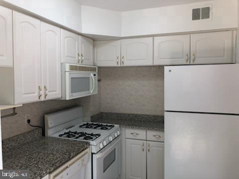 1808 EAST WEST HIGHWAY