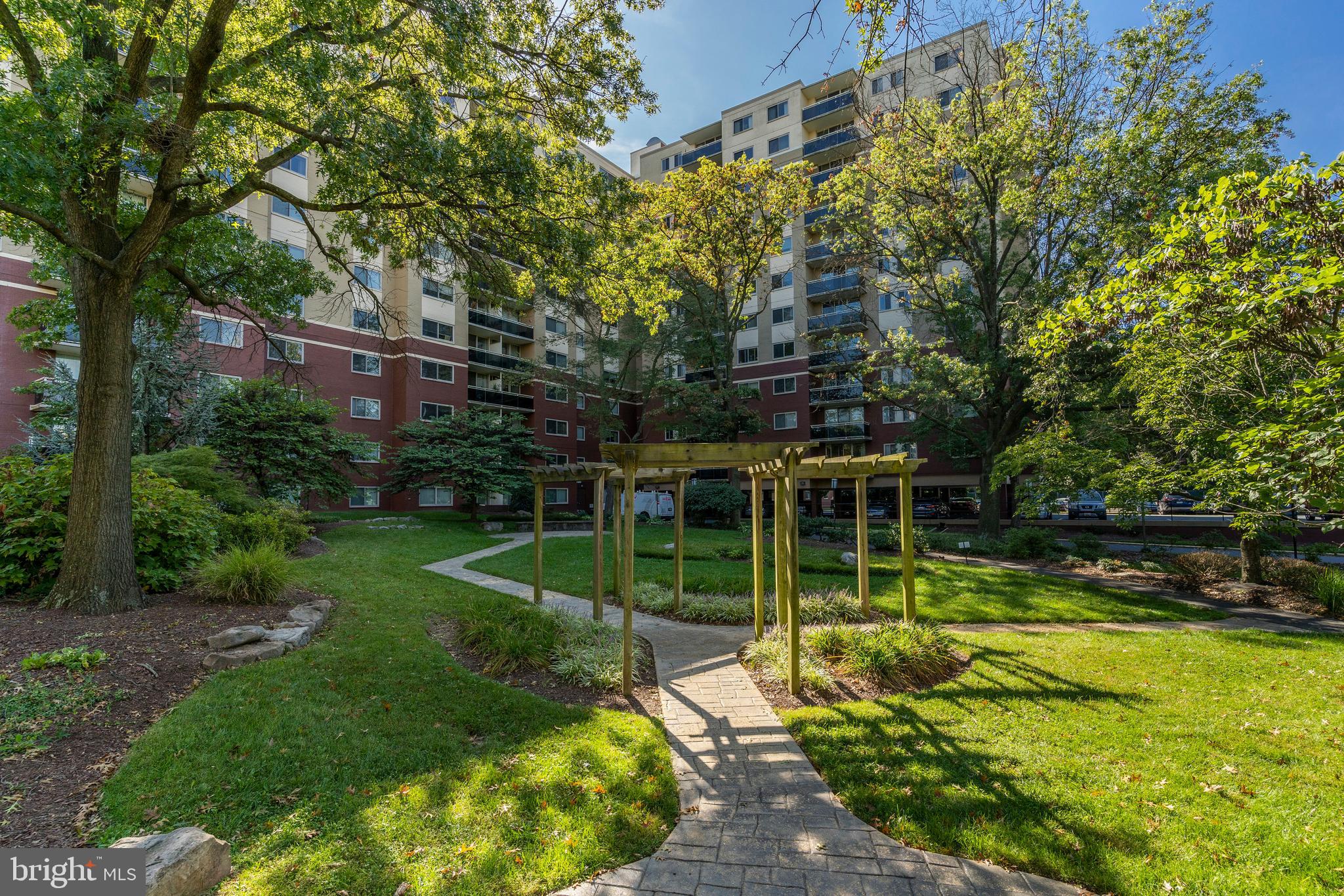 7333 NEW HAMPSHIRE AVENUE 815 S