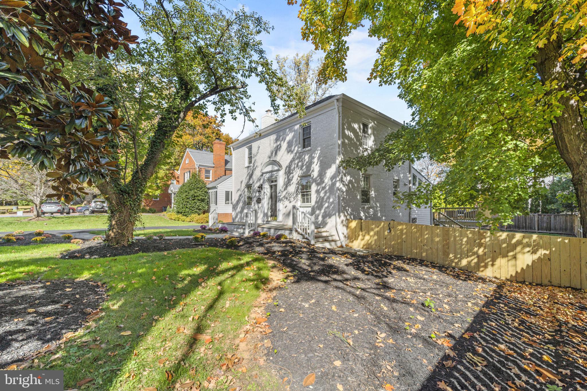 5613 BRADLEY BOULEVARD
