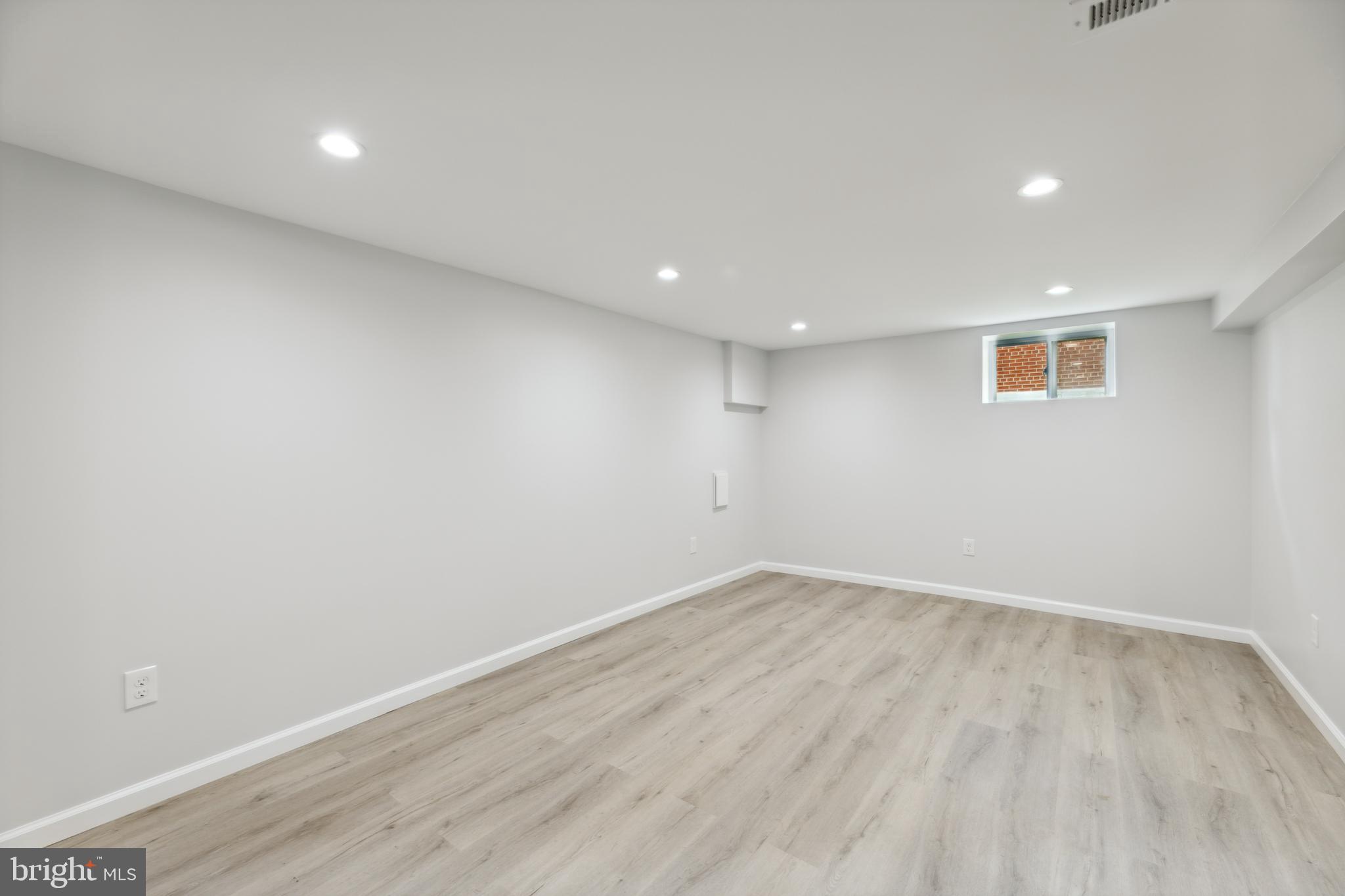 12707 HELEN ROAD