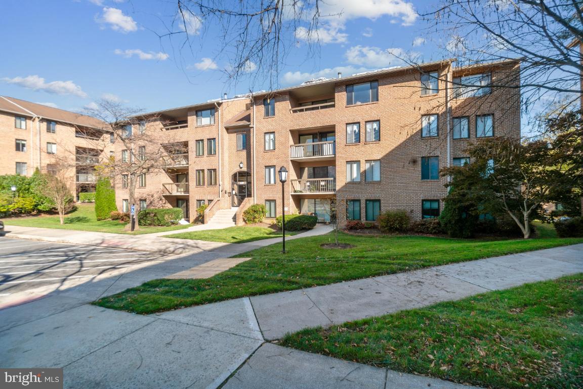 11309 COMMONWEALTH DRIVE 302