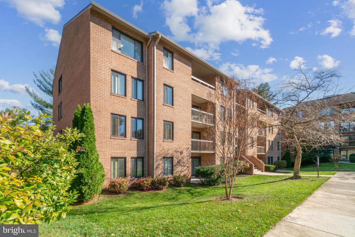 11309 COMMONWEALTH DRIVE 302