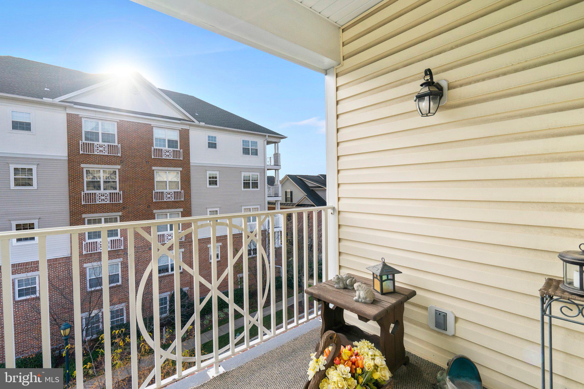 315 KING FARM BOULEVARD 402