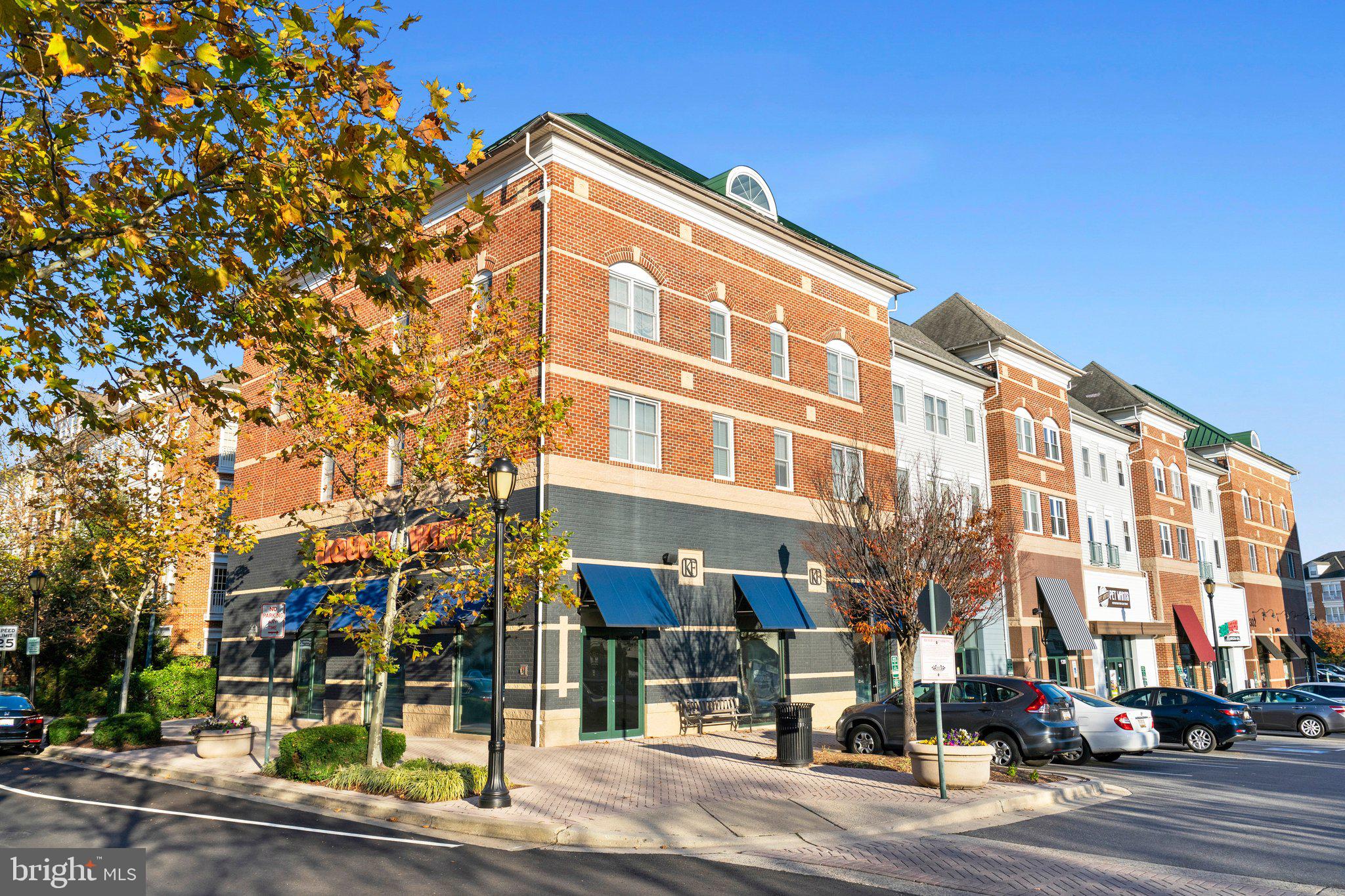 315 KING FARM BOULEVARD 402