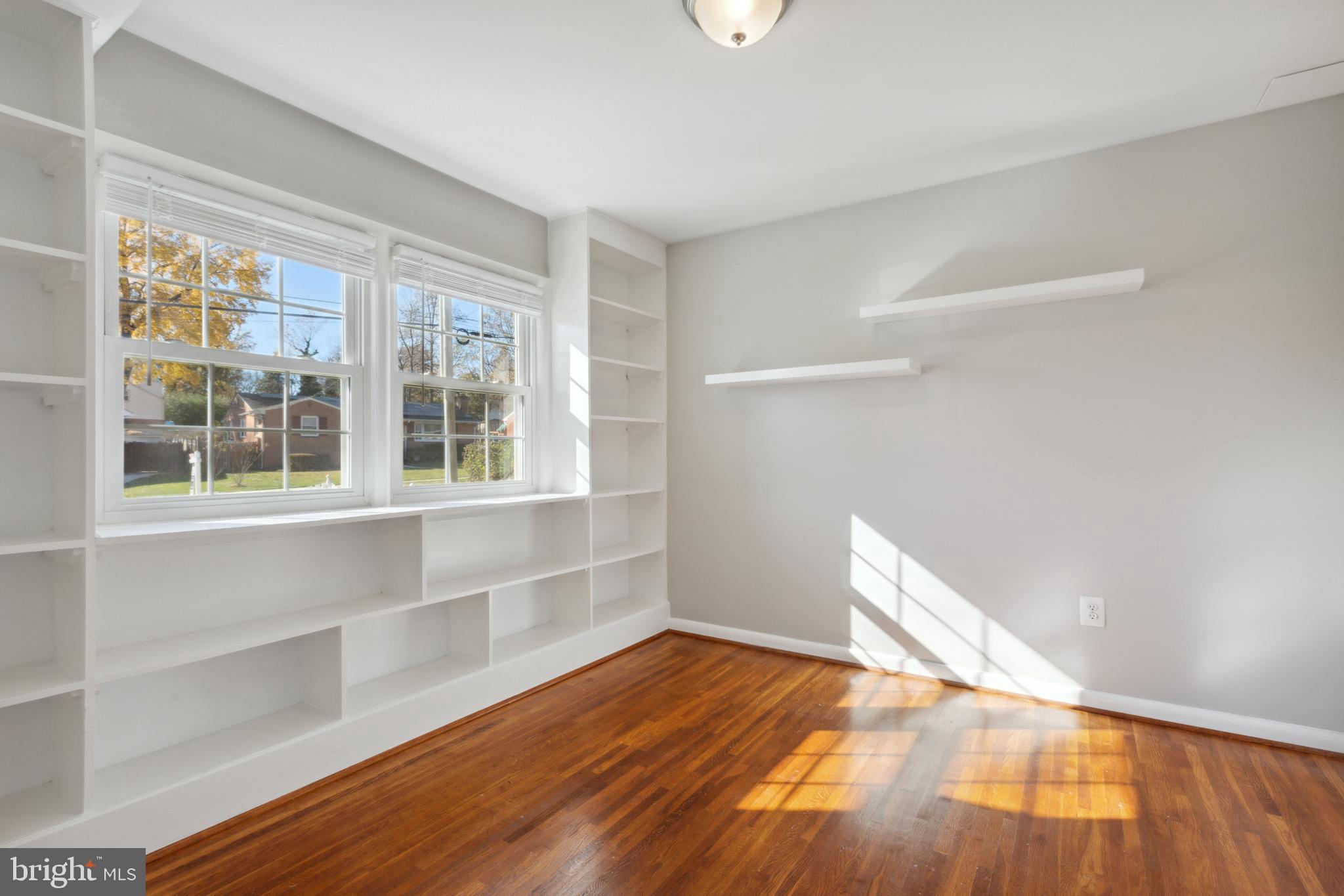 4301 FRANKFORT DRIVE