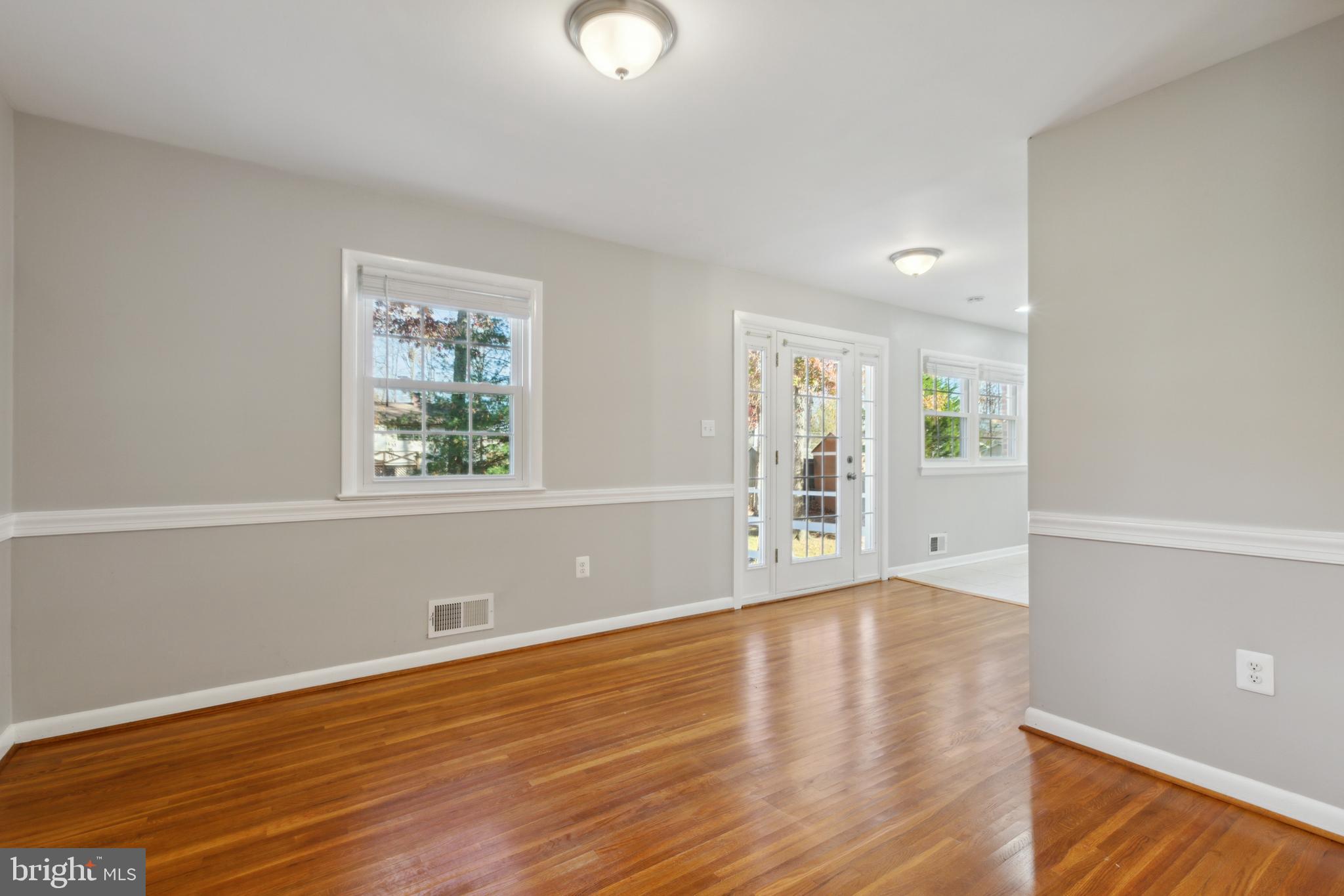 4301 FRANKFORT DRIVE