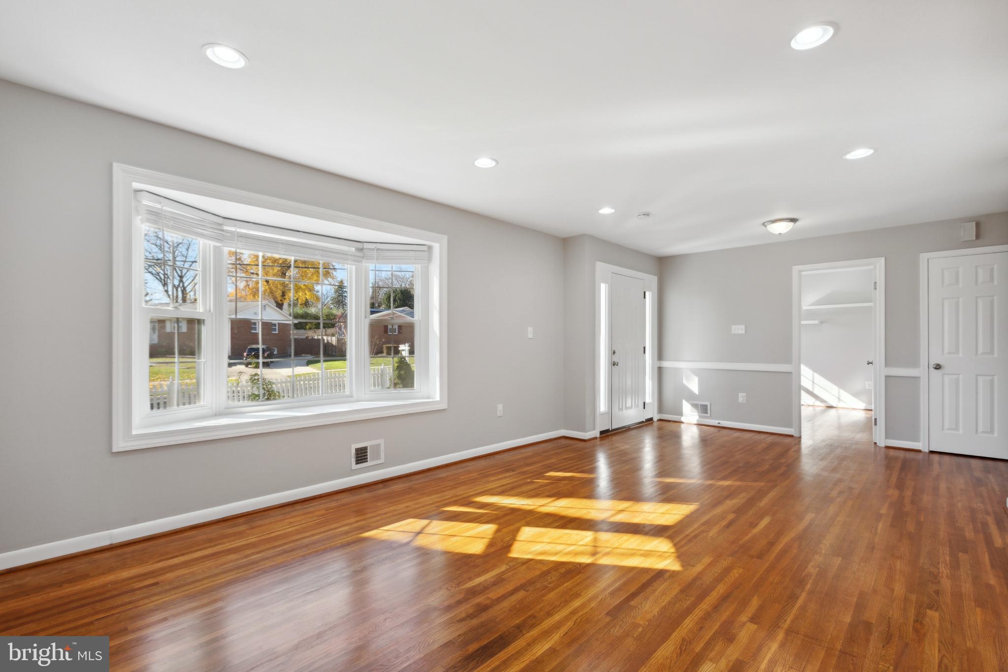 4301 FRANKFORT DRIVE