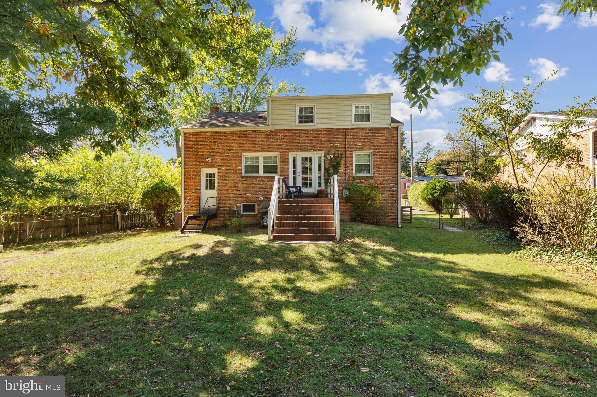 4301 FRANKFORT DRIVE