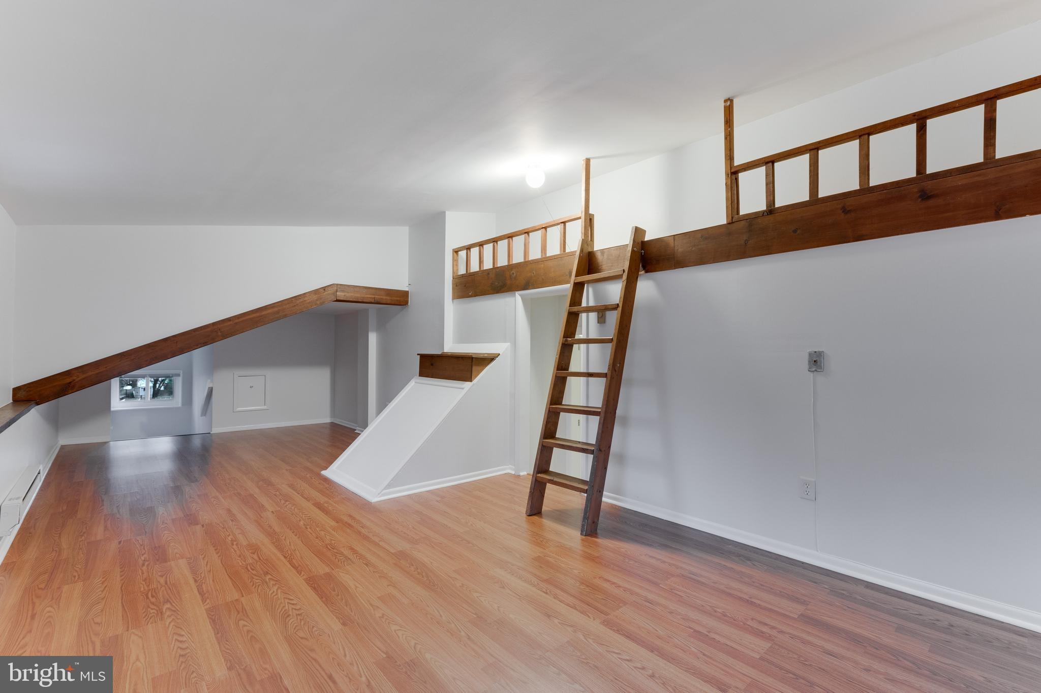 4301 FRANKFORT DRIVE