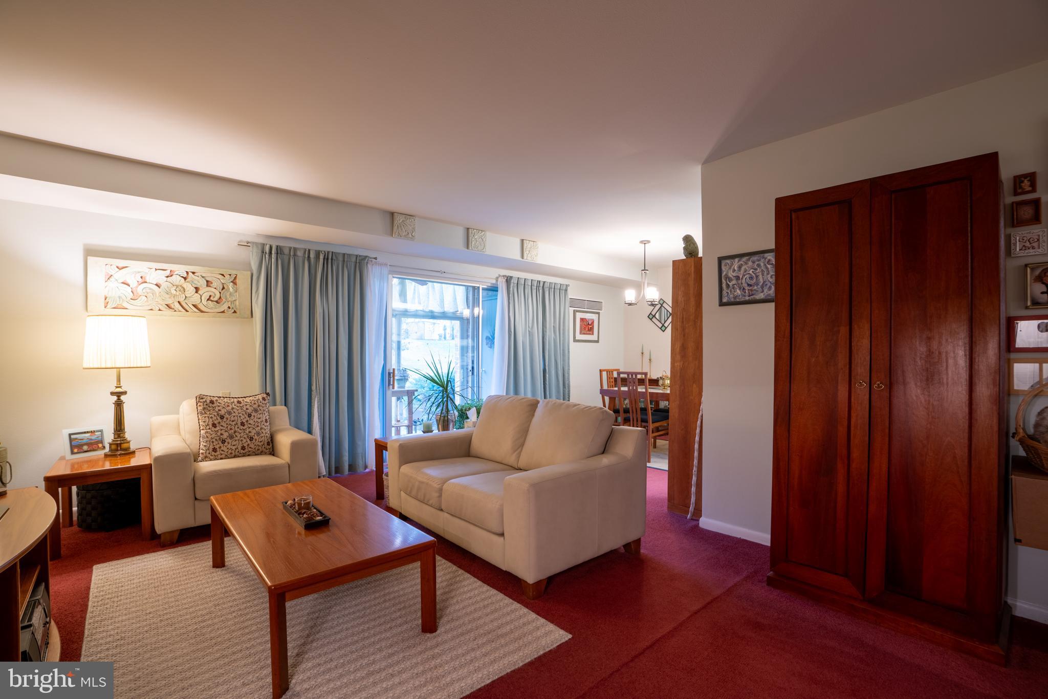 3382 CHISWICK COURT 51-1C